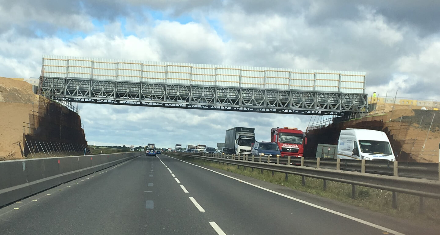 The TensarTech TR2 reinforced soil system provided the ideal low-cost solution for these temporary bridge abutments.